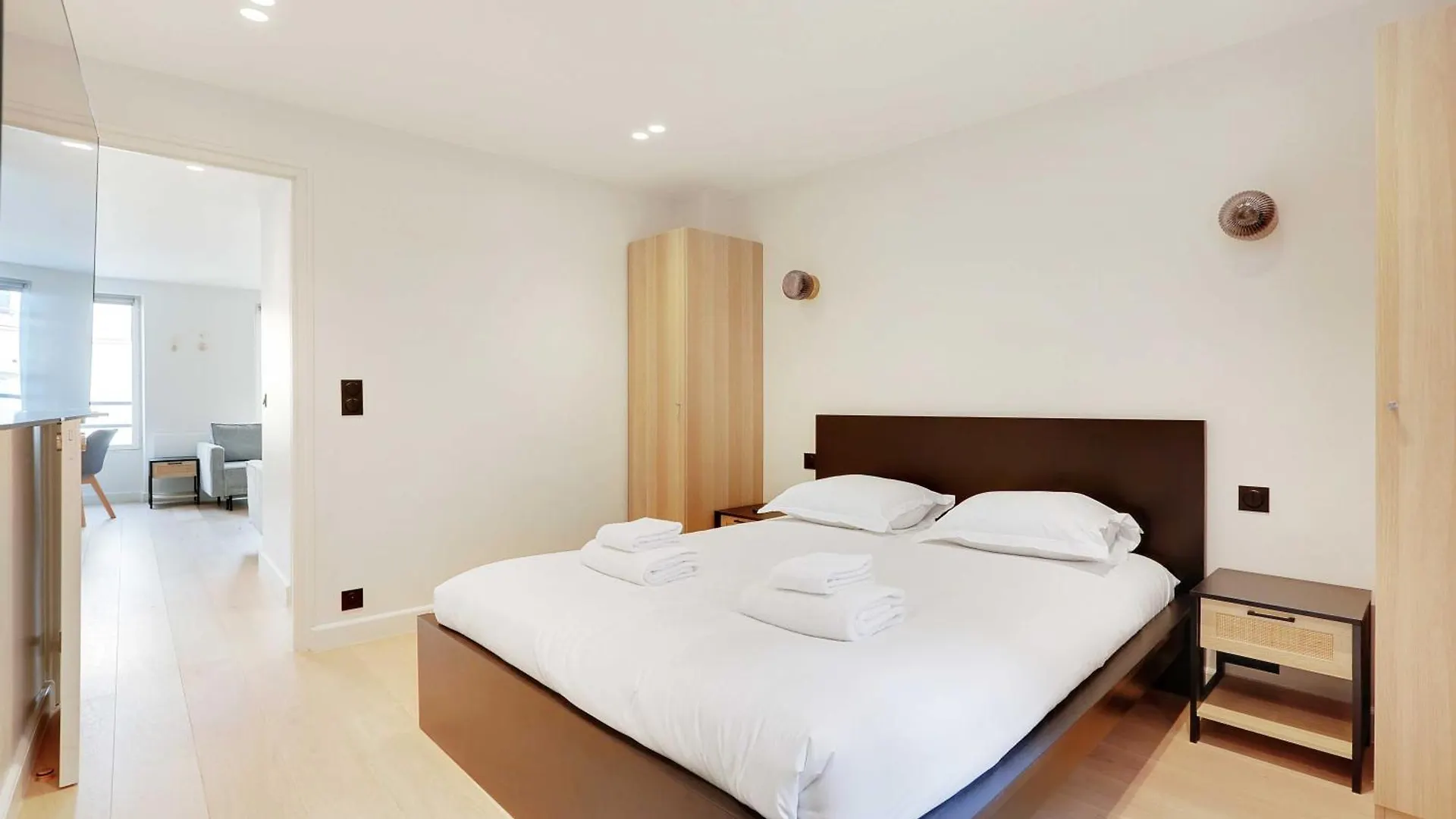 Cosy Ac Your Oasis Of Comfort Apartment