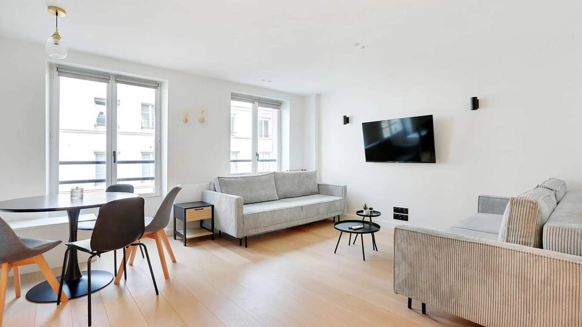 Cosy Ac Your Oasis Of Comfort Paris